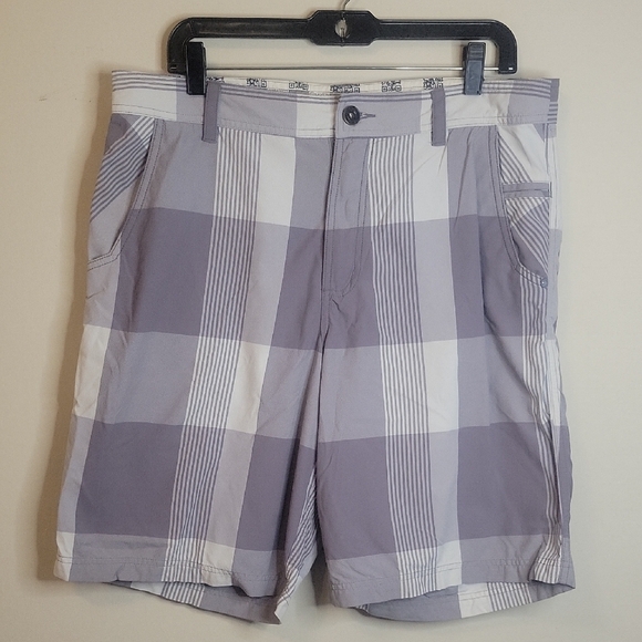 lululemon athletica Other - Lululemon Gray Plaid Men's Shorts Sz 36 Good Condition